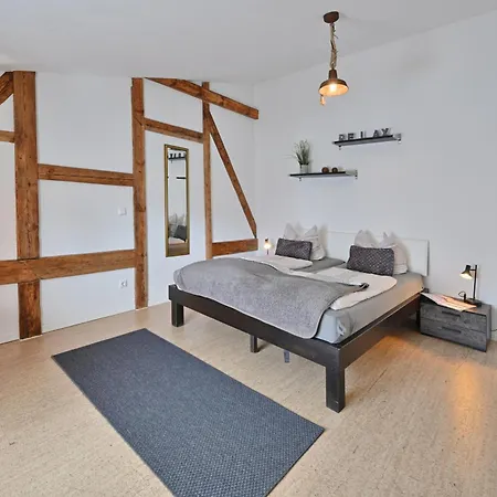 Zur Alten Schmiede *